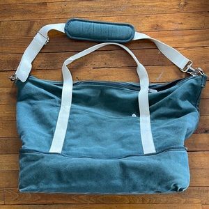 Lo & Sons Catalina Deluxe Washed Canvas weekender bag